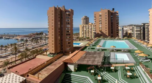 Las Palmeras Affiliated by Fergus Hotel a Fuengirola