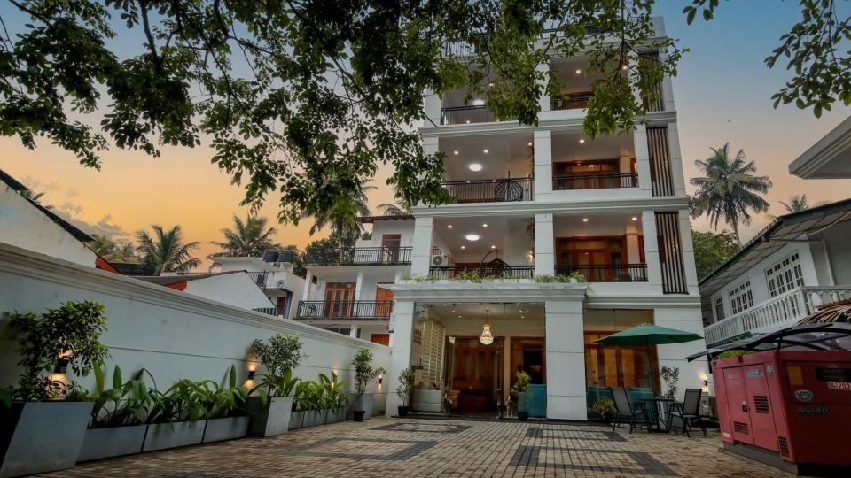 Vishwa Retreat Hotel