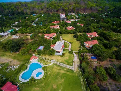 Nadiya Parao, A Club Mahindra Associate Resort, Corbett Hotel di 