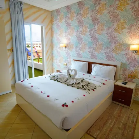 Great Holiday Apart-Hotel & Penthouse