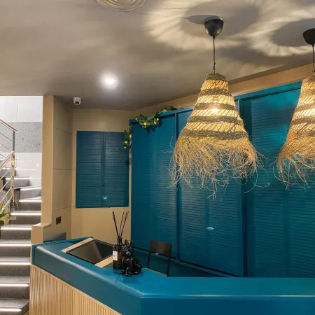 The Pod Suite Hostel Blasco Отели рядом с достопримечательностью «Музей изящных искусств Валенсии»