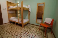 Corner Hostel - 2-Star