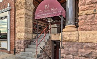 Pet-Friendly Apt 2 Blocks to Riverside Park!