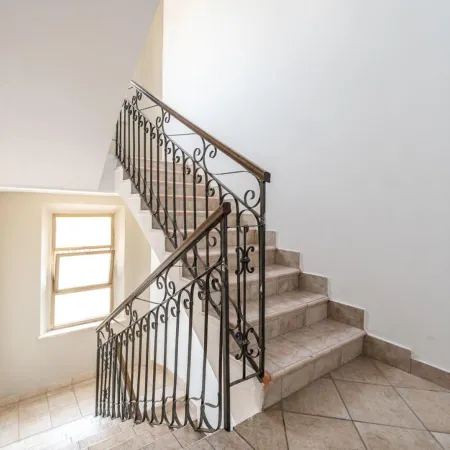 Emilia Suite Essence