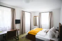 Restaurant & Hotel Zirbelstube Hotels in Schwabach