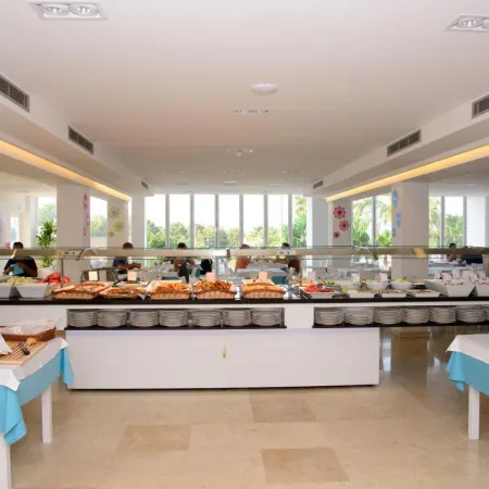 Cala Llenya Resort Ibiza