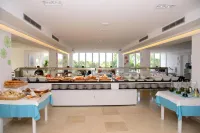Cala Llenya Resort Ibiza Hotel a Cala Llenya