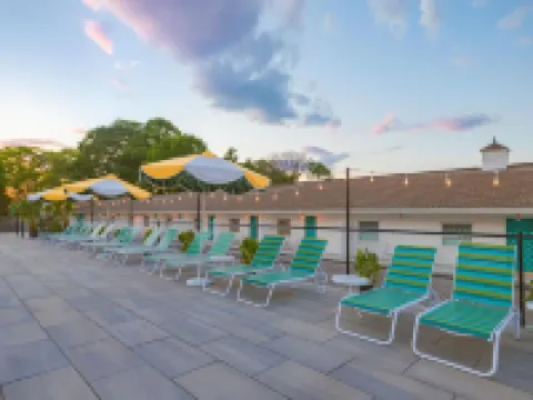 Rye Motor Inn - Oceanfront, Walk to Beach Hotels in Rye