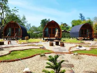 Mumsa Beach Resort & Restaurant