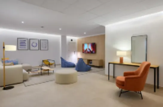 Apartamentos Luna Suites Granada