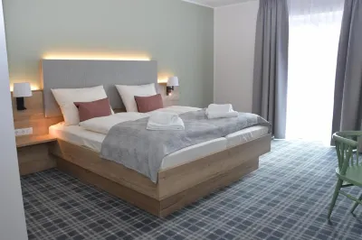 Landhaus Hamester - Hotel & Restaurant Hotels near St. Marienkirche Basthorst - Ev.-Luth. Kirchengemeinde Basthorst