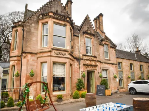 The Meadowpark Bar, Kitchen & Rooms Hotels in Dunblane