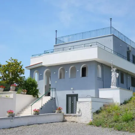 Le Sette Punte Отели в г. Треказе