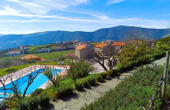 金塔曼哈斯杜羅鄉村別墅