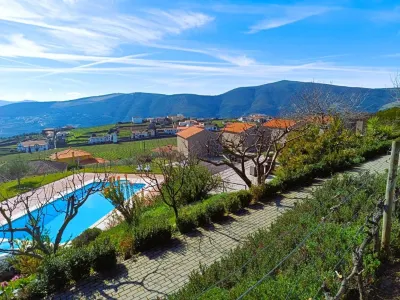 Quinta Manhas Douro Hotels in Casal de Loivos