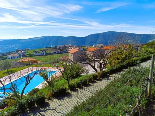 Quinta Manhas Douro Hotels in Vale de Mendiz