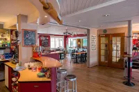 Hirschen Backpacker-Hotel & Pub Hotels in Brunnen