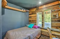Bellingham Vacation Rental w/ Private Deck - شرفة