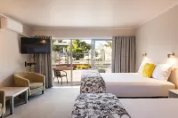 Averill Court Motel Hotels in Opua