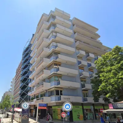 Republica83-Campo Pequeno Home Hotels near Entrecampos