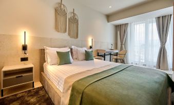 Alezzi Infinity Aparthotel & Spa