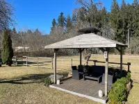 Landhotel Karin Отели рядом с достопримечательностью «Kaufhaus Peters GmbH & Co. KG»