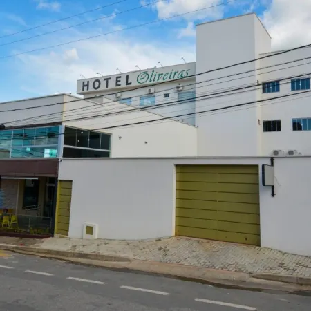 Hotel Oliveiras Отели в г. Триндади