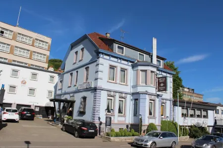 Hotel Restaurant Post Italia Отели в г. Бурладинген