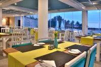 Sunset Beach Hotel فنادق في Bakau