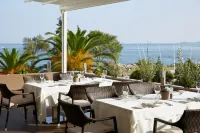 Lucy Hotel Hotels in Pangaio