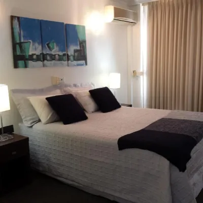 Kirribilli Apartments Hotels near New Farm Park