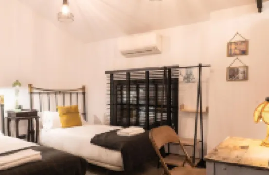 LaNave โรงแรมใกล้สวนกาซาเดกัมโป
