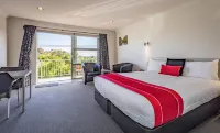 Pukekura Motor Lodge Hoteles cerca de Kawaroa Park