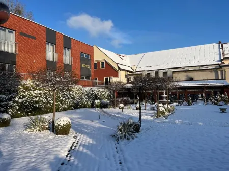 Hotel Adria Отели в г. Пекары-Слёнске