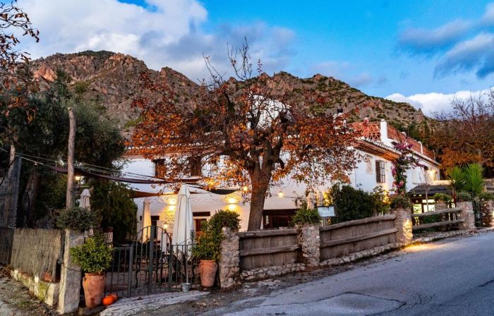 Hotel Rural Alquería de Los Lentos ( Niwalas Rural SL )