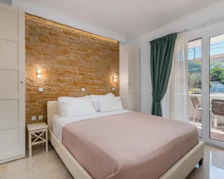 阿伊羅斯飯店 帕利尼半島住宿飯店