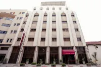 Le National Hotels in Le Passage