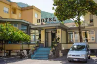 Casa Vacanza San Pietro Hotels near Spiaggia di Maiori