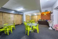 Kedari Residency - Bed and Breakfasts