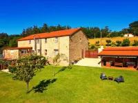 A Casa do Folgo Turismo Rural Hotel di Xallas