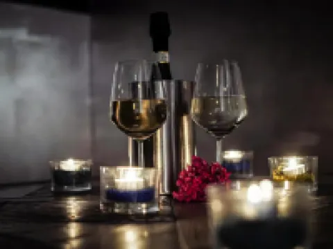 HOTIDAY Room Collection - Dolo Hotéis em Dolo