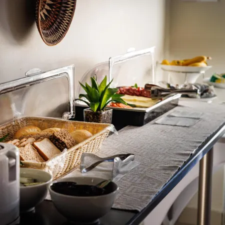 Hillside Executive Accommodation Отели в г. Виндхук