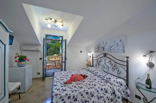 L'Incanto Hotels in Furore
