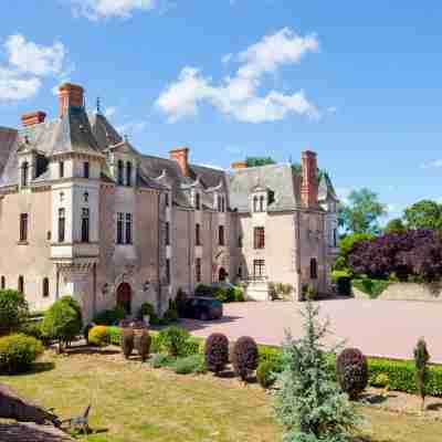 Hotel, Le Château de la Vérie CHALLANS en Vendée Hotel Exterior
