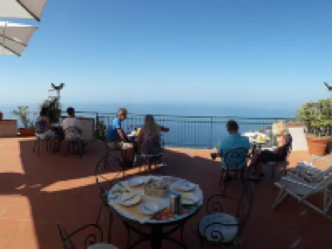 Le Marelle Hotels in Furore