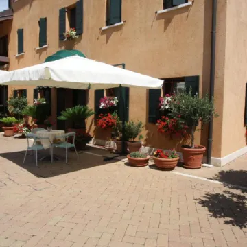 Country House Country Club