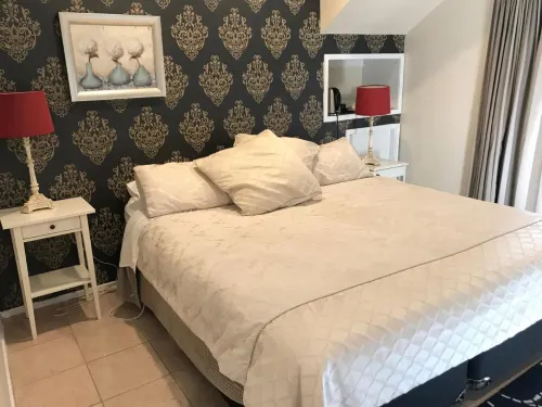Linley House Hotels in Woolwich