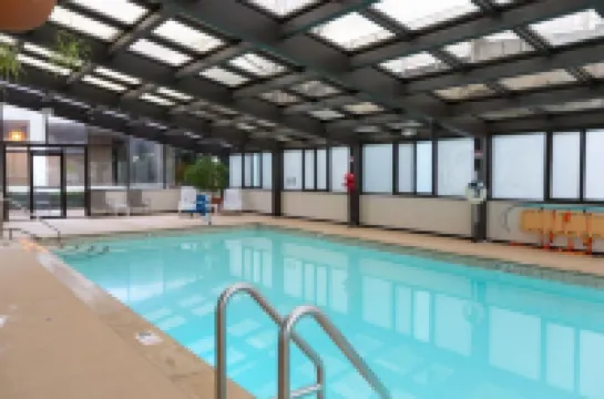 โรงแรมแคปปิตอล พลาซ่า โรงแรมในแฟรงก์ฟอร์ต