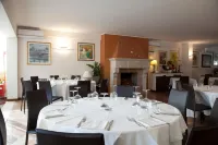 皇后酒店 - 泳池