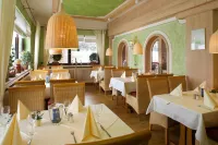 Landhotel Seeg - parking